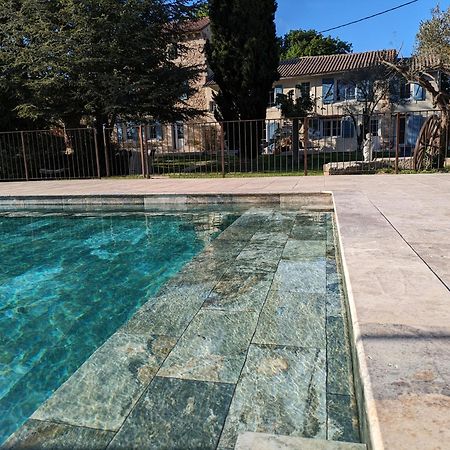 Mas De La Roule, 4 Studios, Piscine Chauffee, Studio Spa, Parc 2 Ha, Pont D'Avignon A Pied Экстерьер фото